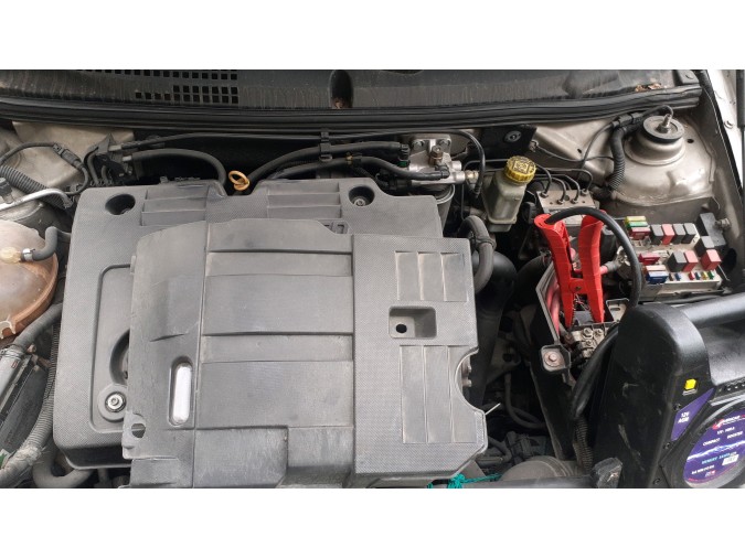 PANEL DELANTERO FIAT STILO 2004