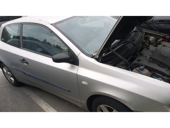 Radiador motor FIAT STILO 2004