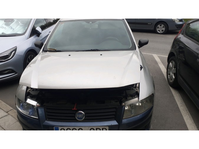 Radiador motor FIAT STILO 2004