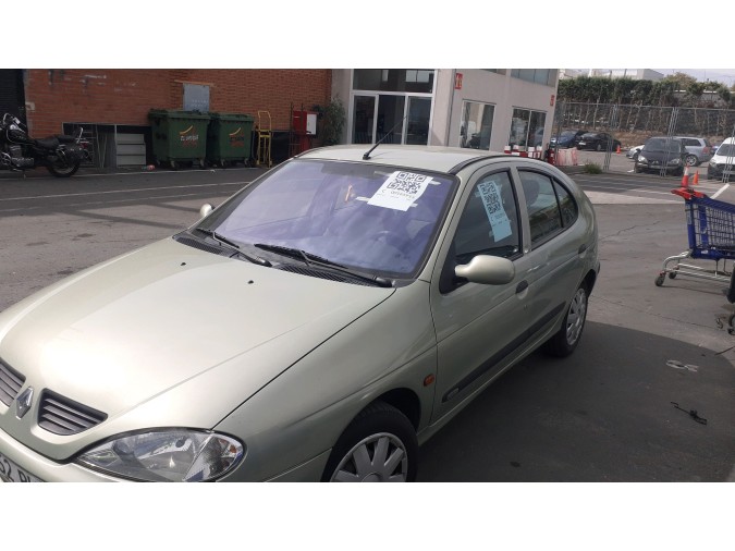 Radiador de Agua RENAULT MÉGANE 2001
