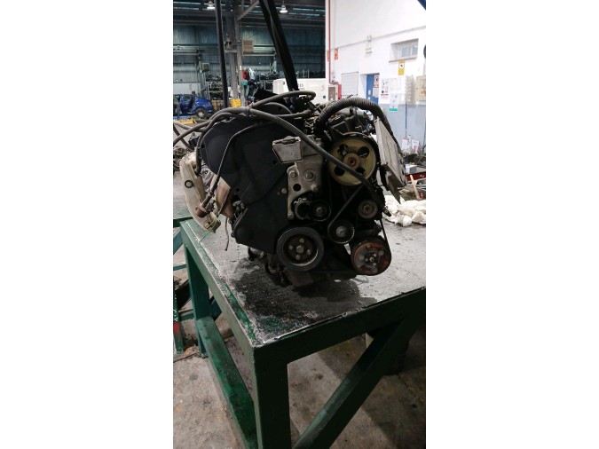 MOTOR CON ACCESORIOS Y CAJA DE CAMBIOS PEUGEOT 206 S16 2001