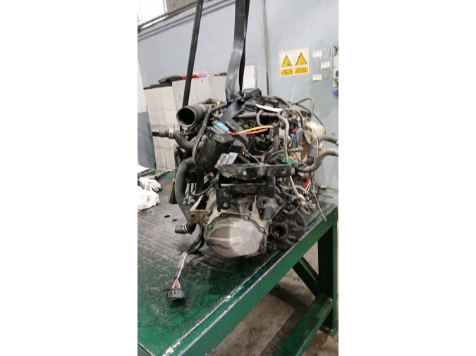 MOTOR CON ACCESORIOS Y CAJA DE CAMBIOS PEUGEOT 206 S16 2001