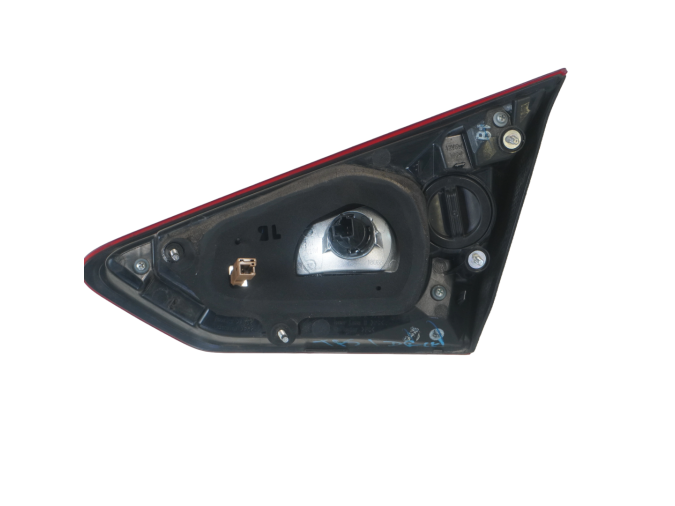 PILOTO INTERIOR IZQUIERDO NISSAN PULSAR 2015