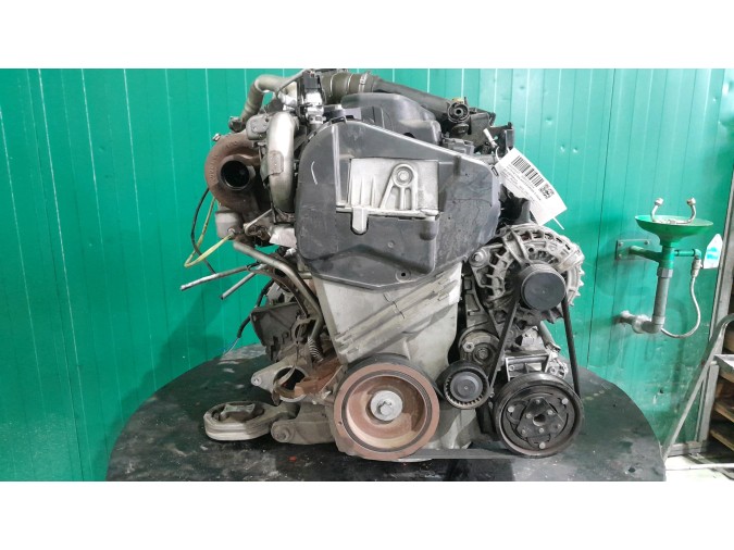 MOTOR CON ACCESORIOS SIN CAJA DE CAMBIOS NISSAN PULSAR 2015
