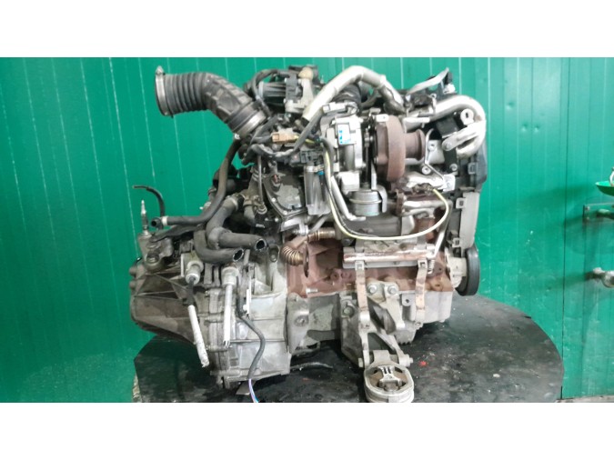 MOTOR CON ACCESORIOS SIN CAJA DE CAMBIOS NISSAN PULSAR 2015