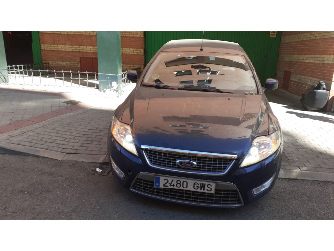 FARO ANTINIEBLA DELANTERO IZQUIERDO FORD MONDEO 2010