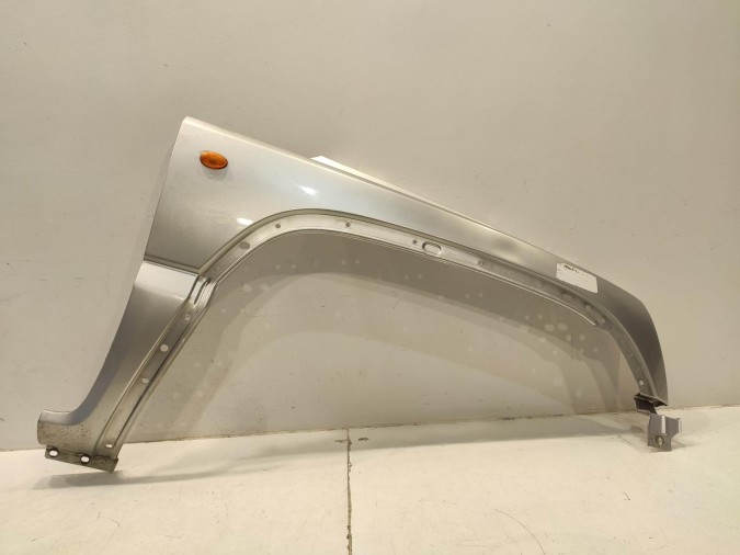 ALETA DELANTERA DERECHA JEEP CHEROKEE 2004