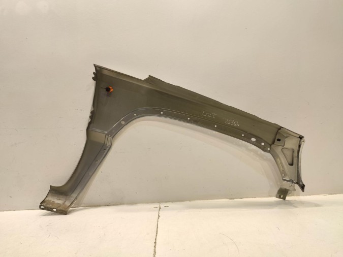 ALETA DELANTERA IZQUIERDA  JEEP CHEROKEE 2004