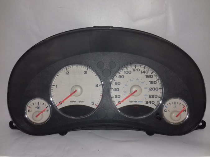 CUADRO INSTRUMENTOS JEEP CHEROKEE 2004