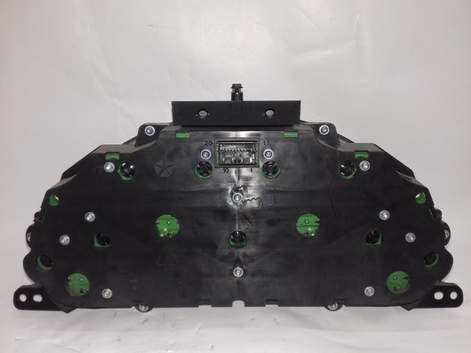 CUADRO INSTRUMENTOS JEEP CHEROKEE 2004