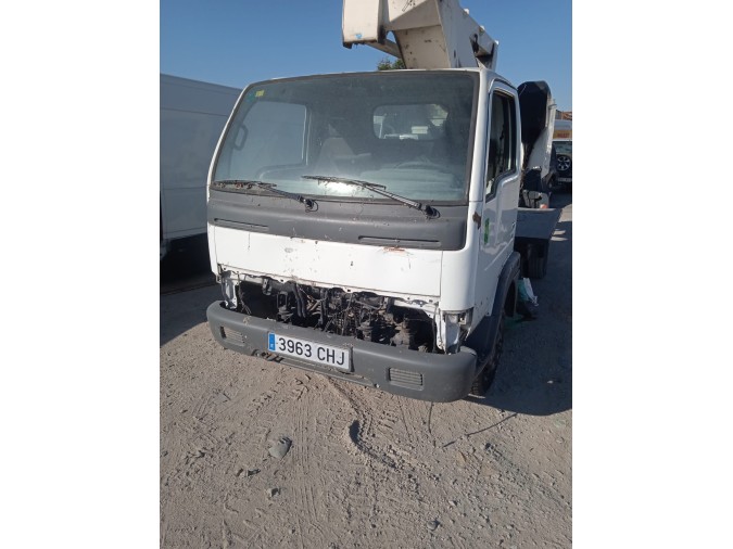 COMPRESOR AIRE ACONDICIONADO NISSAN CABSTAR 2003