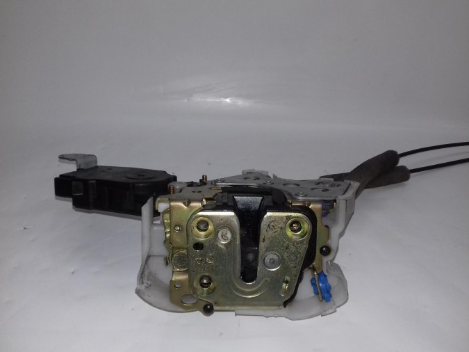 CERRADURA PUERTA DELANTERA DERECHA FORD MONDEO 2008
