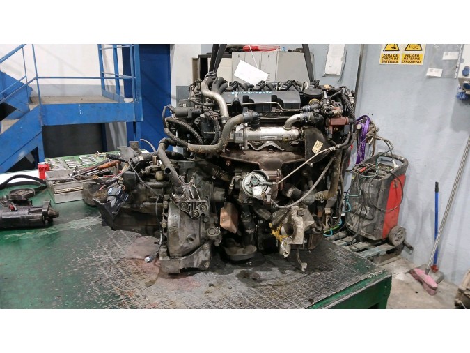Motor PEUGEOT 407 2005