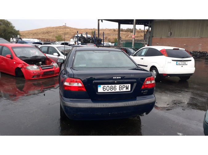 PANEL DELANTERO VOLVO S40 2001