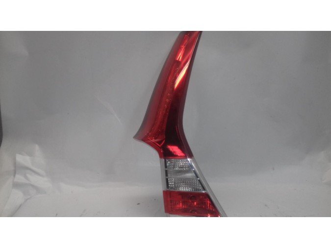 PILOTO TRASERO IZQUIERDO VOLVO V70 2014