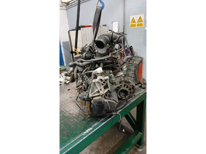 Motor SKODA OCTAVIA 2004