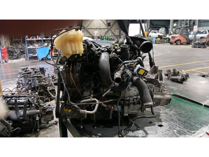 Motor PEUGEOT 407 2005