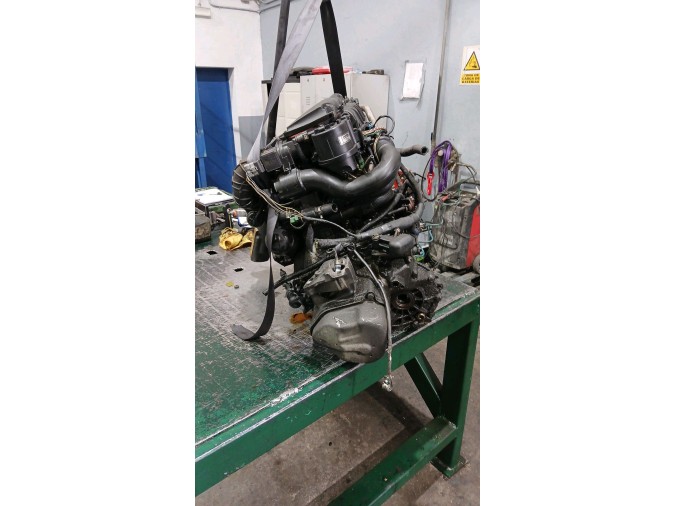 Motor CITROEN C3 2004