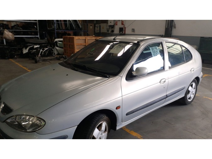 Radiador motor RENAULT MÉGANE 2002