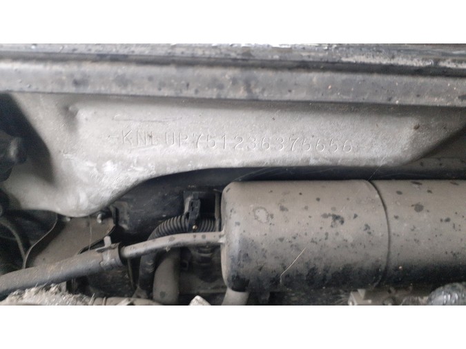 Cerradura guantera KIA CARNIVAL 2003