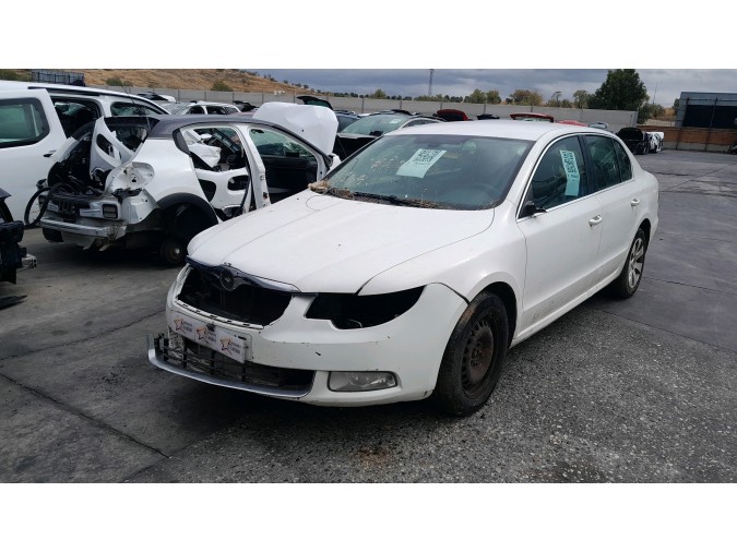 Cuadro instrumentos SKODA SUPERB 2012