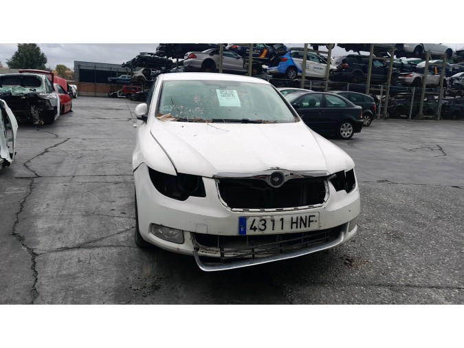 Cuadro instrumentos SKODA SUPERB 2012
