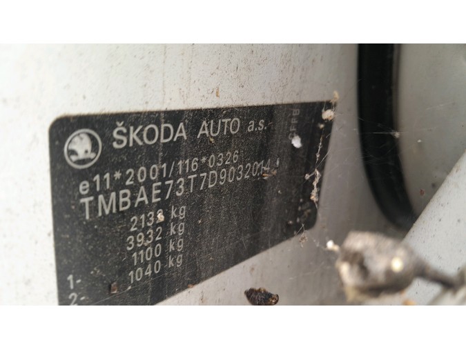 Cuadro instrumentos SKODA SUPERB 2012