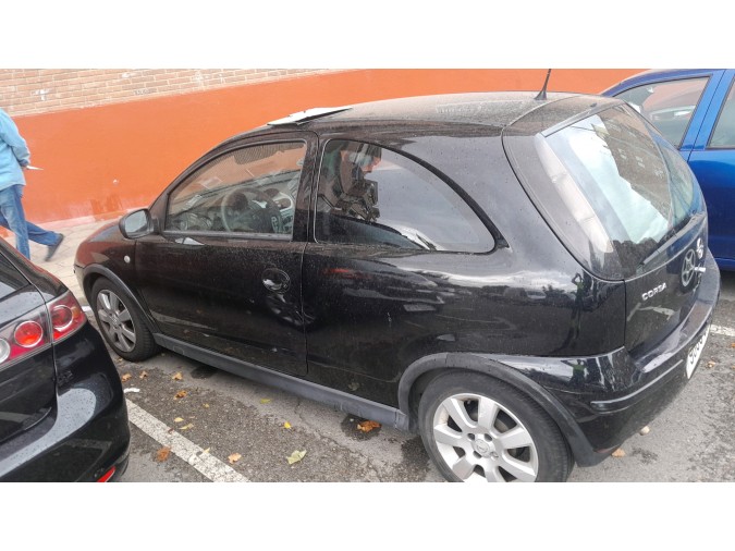 FARO ANTINIEBLA IZQUIERDO OPEL CORSA 2006