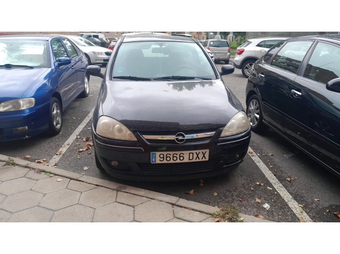 FARO ANTINIEBLA DERECHO OPEL CORSA 2006