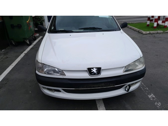 PARAGOLPES DELANTERO PEUGEOT 306 1998