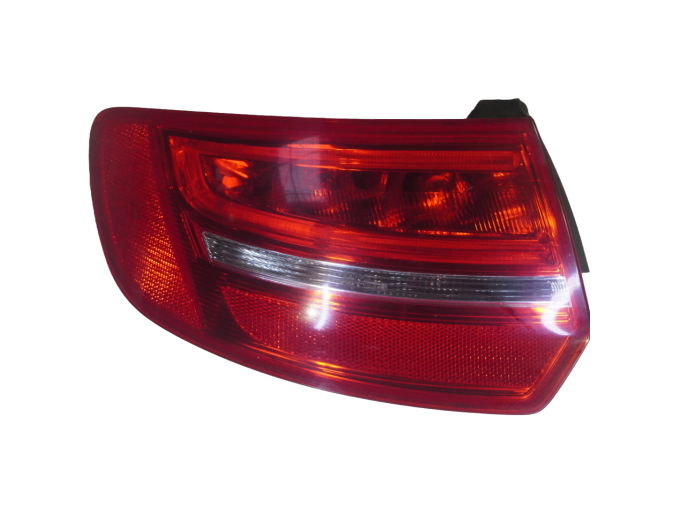 PILOTO TRASERO IZQUIERDO EXTERIOR AUDI A3 2012
