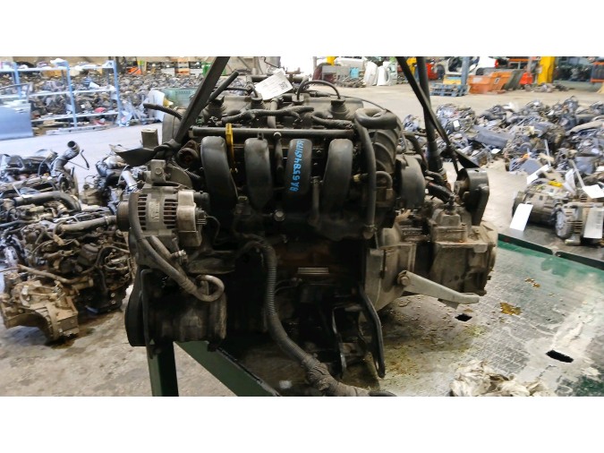 MOTOR CON ACCESORIOS Y CAJA DE CAMBIOS CHRYSLER VOYAGER / GRAND VOYAGER III 2001