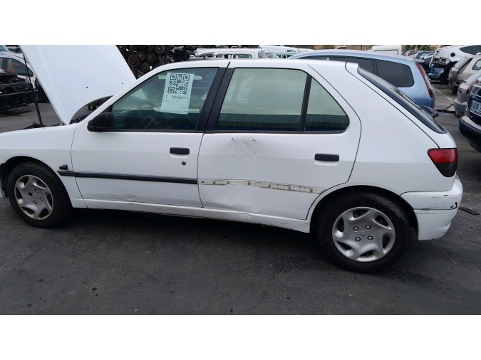 ELEVALUNAS DELANTERO DERECHO PEUGEOT 306 1998
