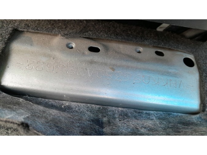 MANDO ELEVALUNAS DELANTERO IZQUIERDO TOYOTA YARIS 2009