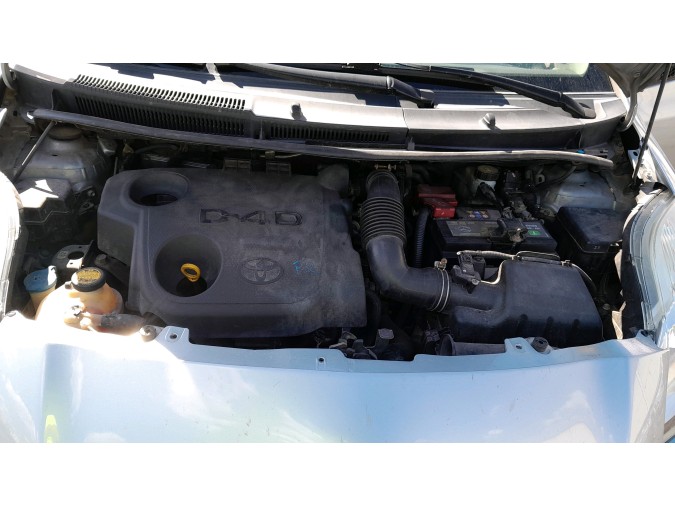 MANDO ELEVALUNAS DELANTERO DERECHO TOYOTA YARIS 2009