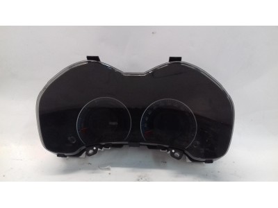 CUADRO INSTRUMENTOS TOYOTA AURIS 2011