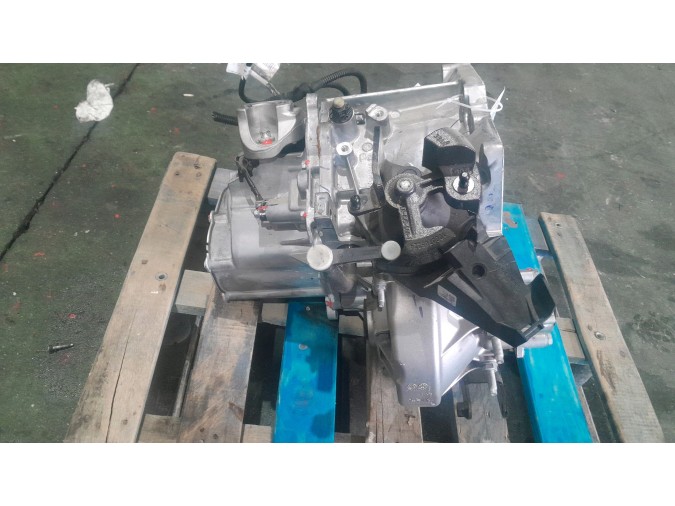 CAJA CAMBIOS OPEL MOKKA 2022