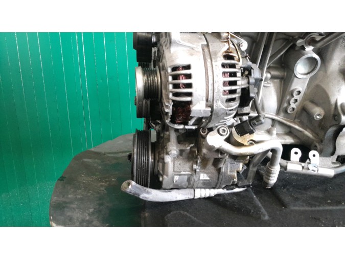 MOTOR CON ACCESORIOS Y CAJA DE CAMBIOS VOLKSWAGEN POLO