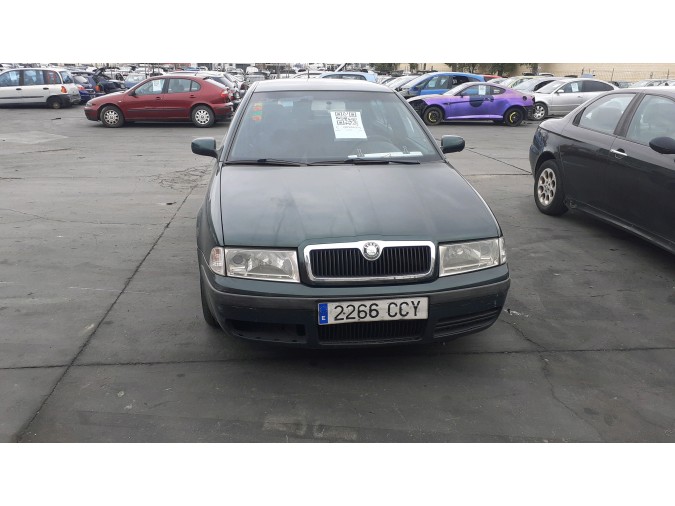 MANDO ELEVALUNAS DELANTERO DERECHO SKODA OCTAVIA 2002
