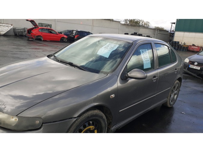 MANDO ELEVALUNAS DELANTERO DERECHO SEAT LEON 2005