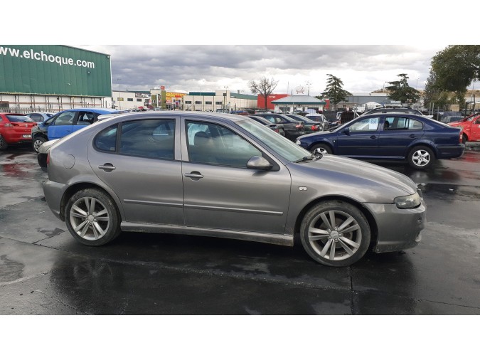 MANDO ELEVALUNAS DELANTERO DERECHO SEAT LEON 2005