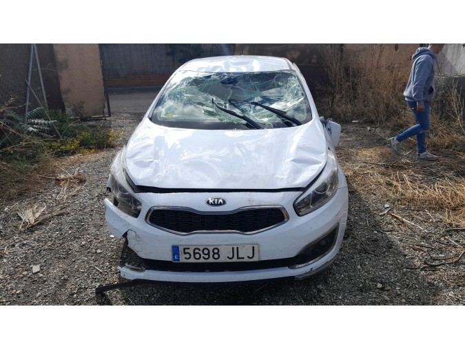 REVESTIMIENTO TECHO KIA CEED 2016