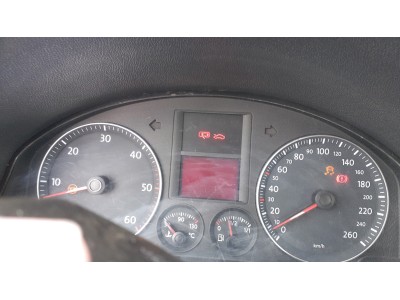 MANGUETA TRASERA DERECHA VOLKSWAGEN GOLF 2004