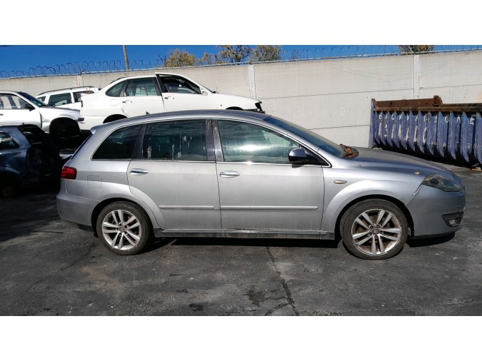 PUERTA TRASERA DERECHA FIAT CROMA 2007
