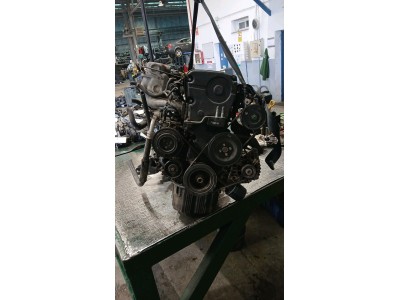 MOTOR CON ACCESORIOS Y CAJA DE CAMBIOS HYUNDAI COUPÉ 2008