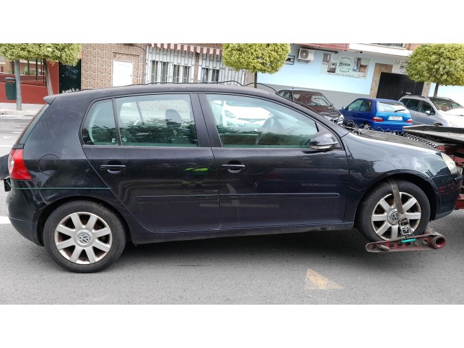 MANDO ELEVALUNAS VOLKSWAGEN GOLF 2004