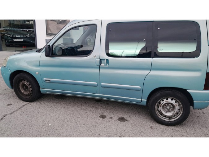 Autorradio CITROEN BERLINGO 2004