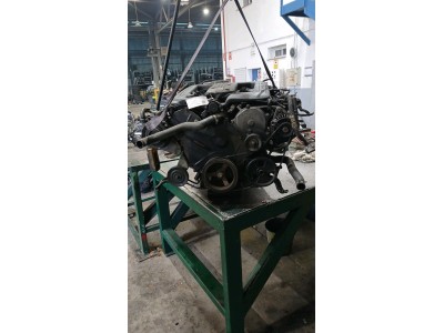 MOTOR CON ACCESORIOS Y CAJA DE CAMBIOS CHRYSLER 300M 1999