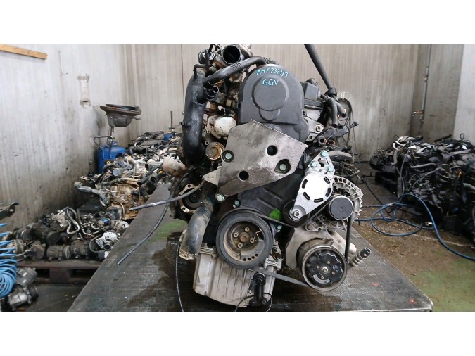 Motor VOLKSWAGEN POLO 2003