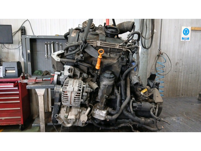 COMPRESOR AIRE ACONDICIONADO VOLKSWAGEN POLO 2003